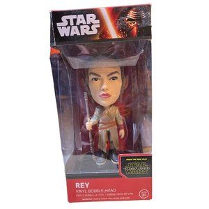 Star Wars Funko  Rey Vinyl Bobble Head Figure